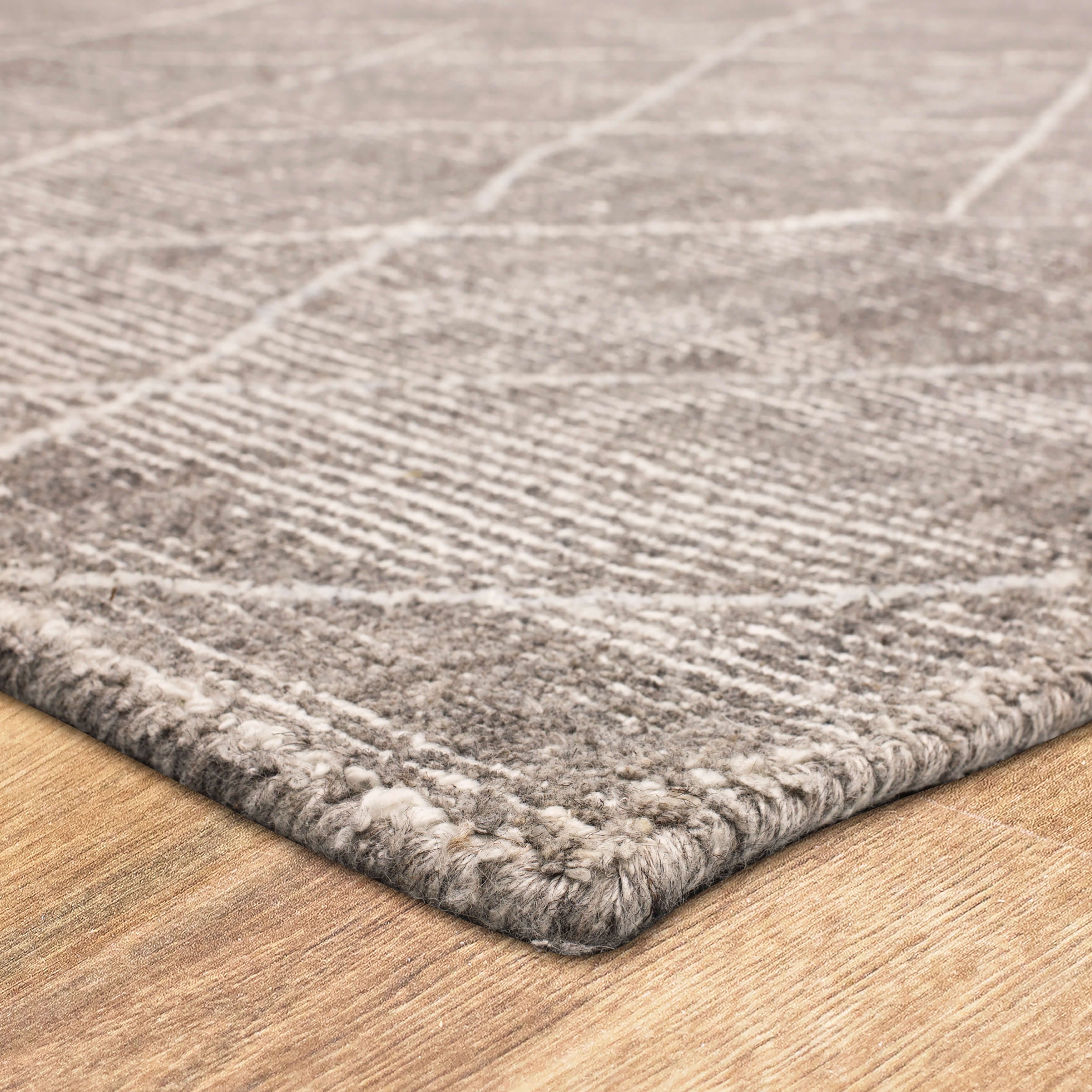 Tangier Deviation Taupe – Karastan Rugs