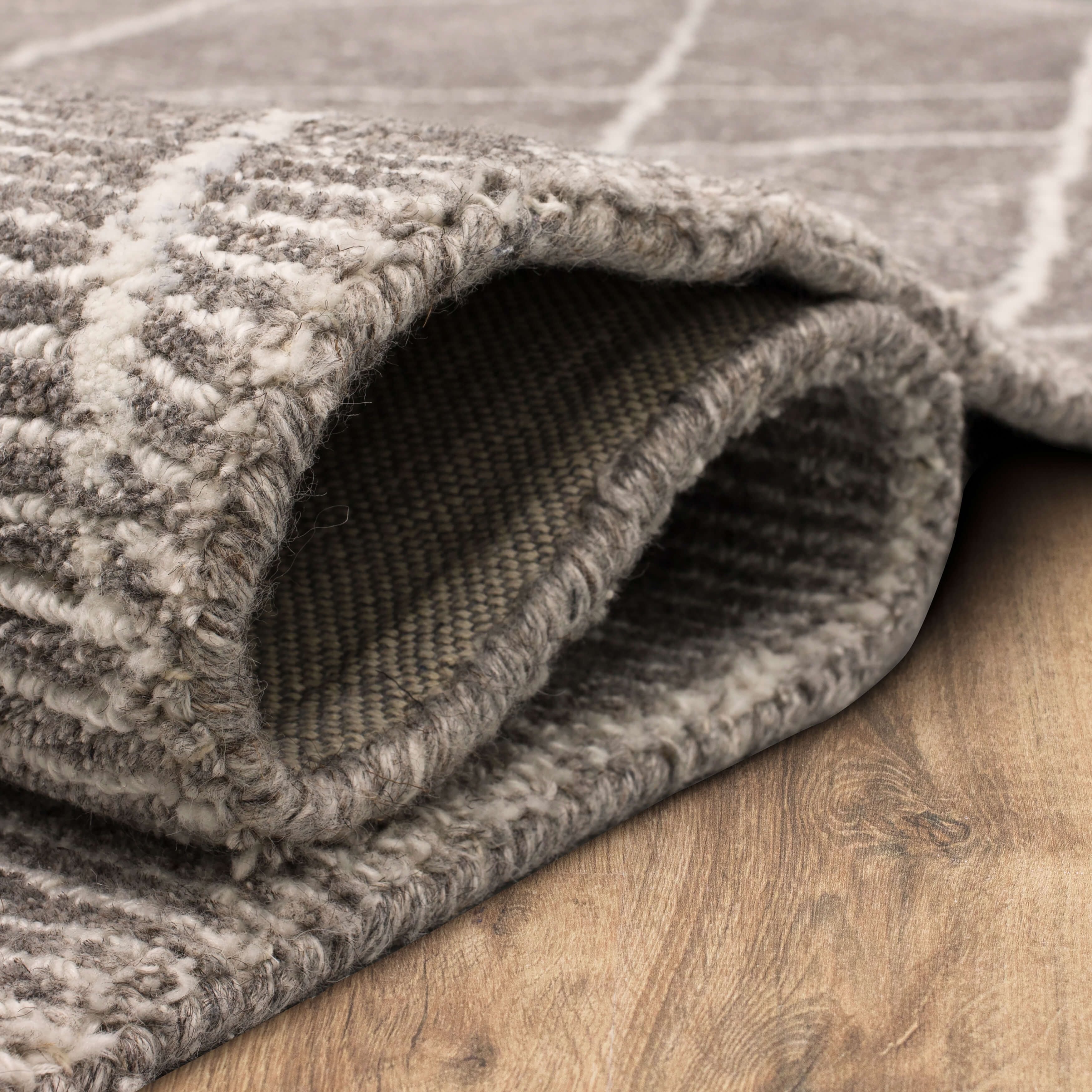Tangier Deviation Taupe – Karastan Rugs